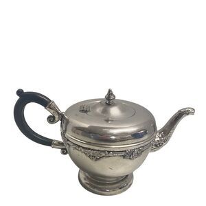 OLD ENGLISH Production VINTAGE Tea Pot With Grape Clusters Motif SEE DESCRIPTION